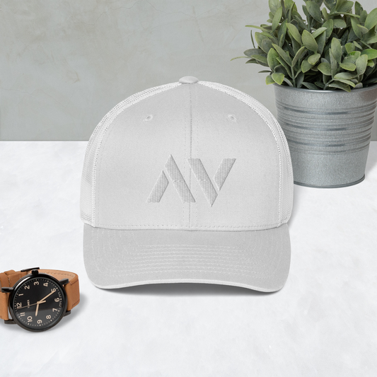 Classic Trucker Cap / AV Casual