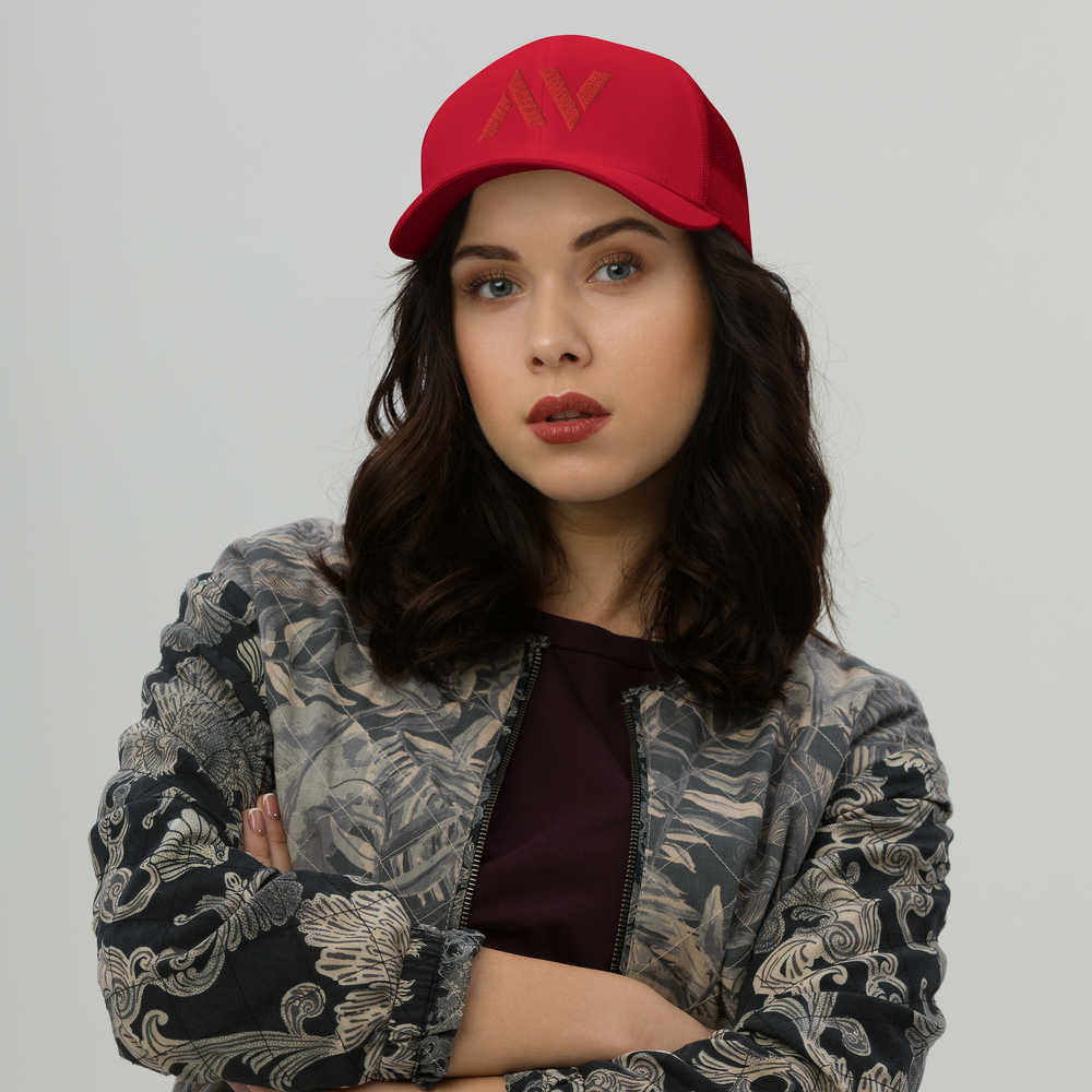 Classic Trucker Cap / AV Casual