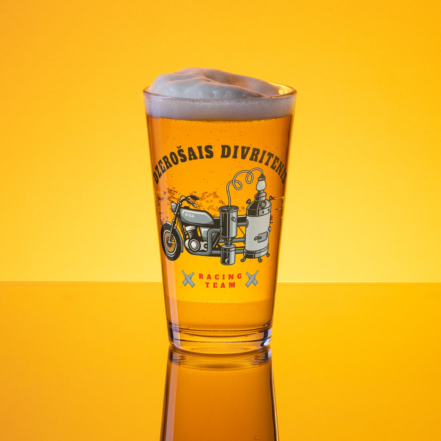 Divritenis Racing Team / Pint Beer Glass